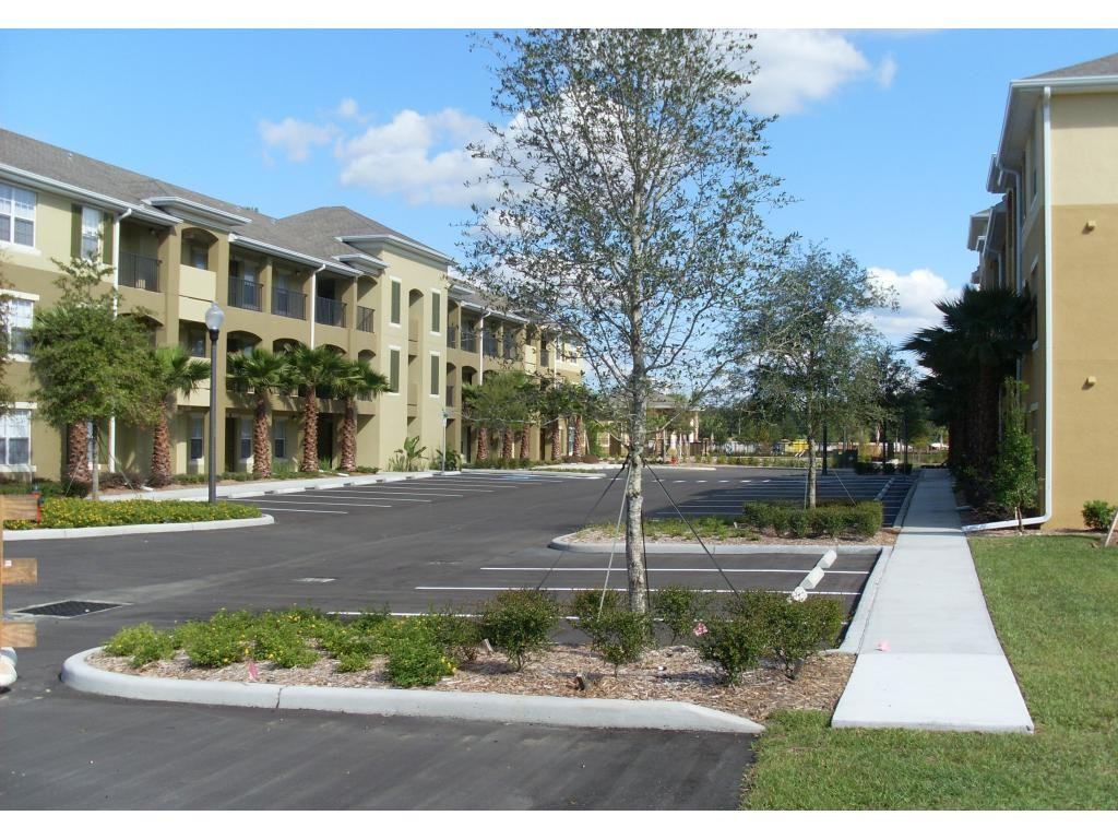 Sawgrass Creek Apartments - Photo 3 of 19
