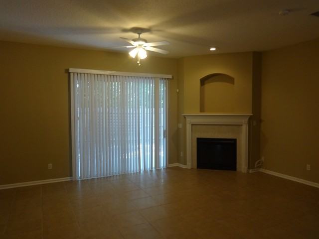 631 Sid Dr - Photo 2 of 10