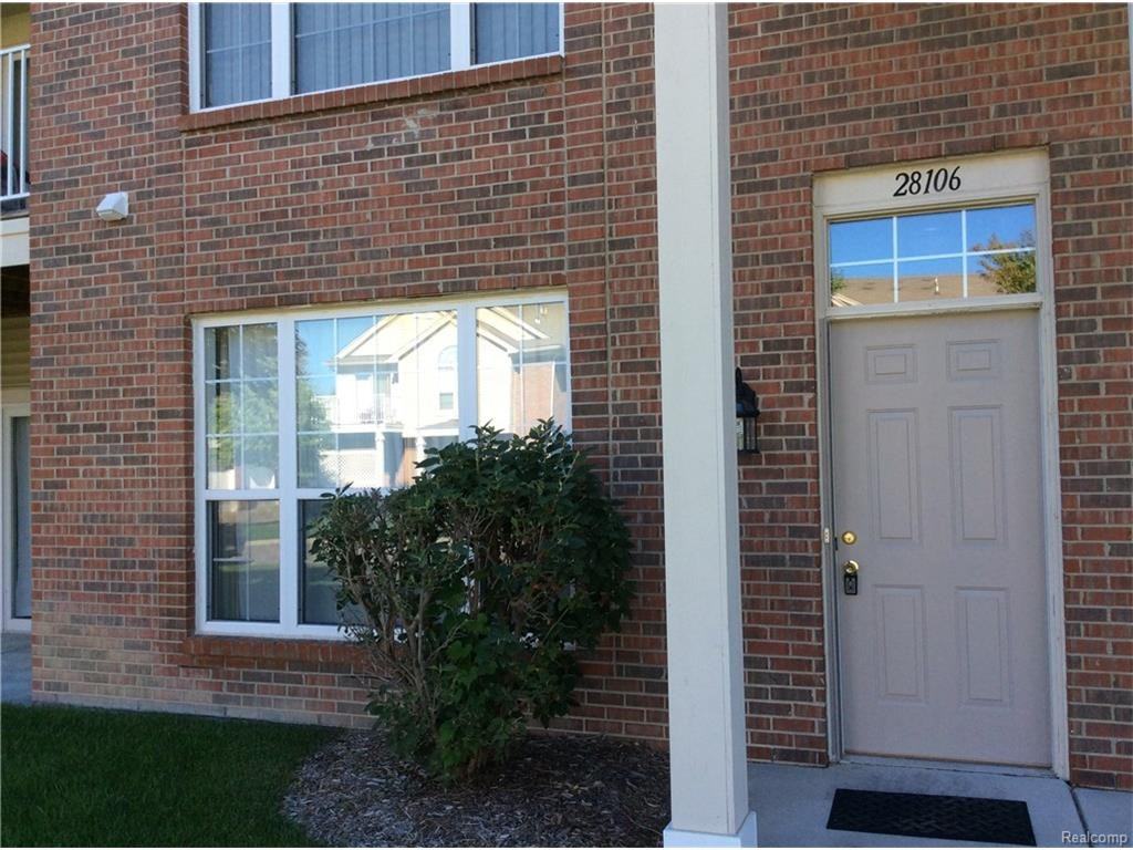 28106 Chesapeake Cir - Photo 3 of 19