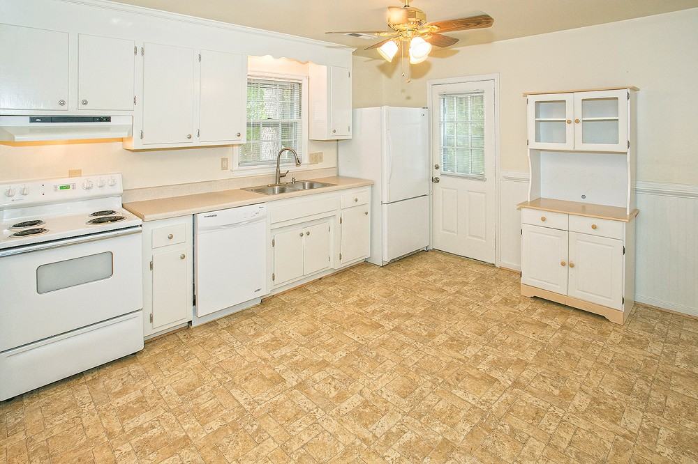 8742 Shadymist Drive - Photo 2 of 8