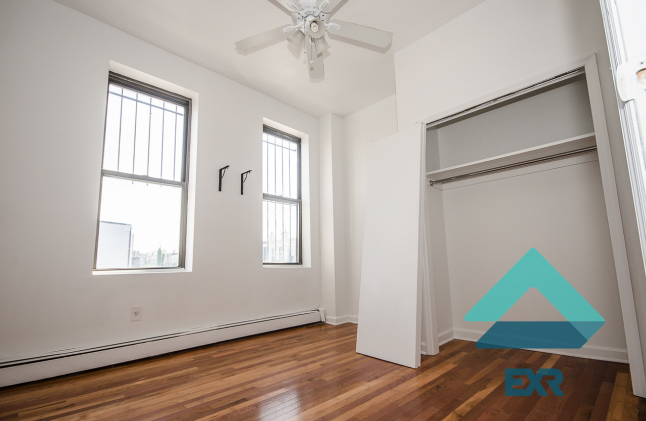 1472 Dekalb Avenue #3B - Photo 3 of 8