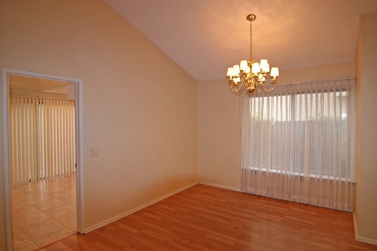 452 W Potomac Way - Photo 3 of 13