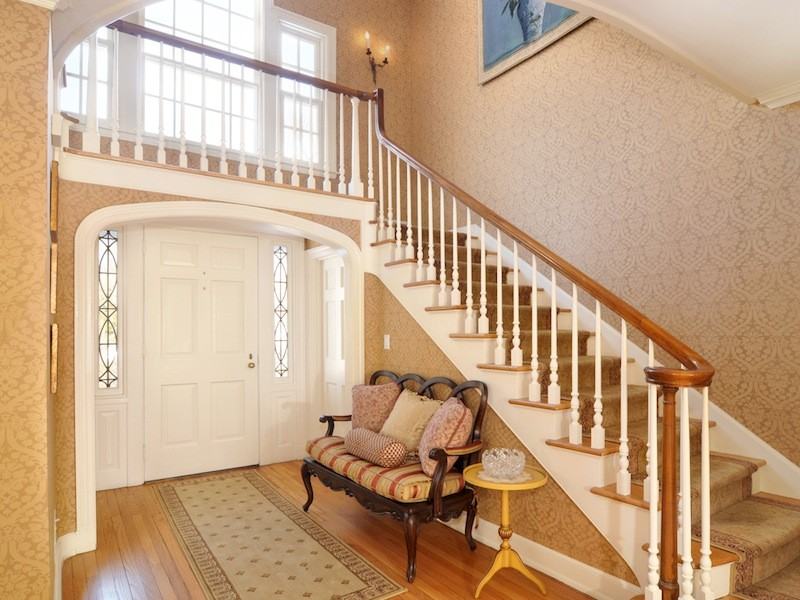 1401 Park Ln - Photo 3 of 32