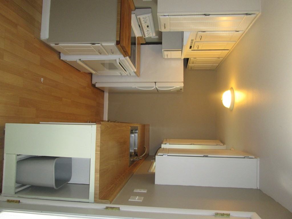 460 Gladiola St - Photo 3 of 11