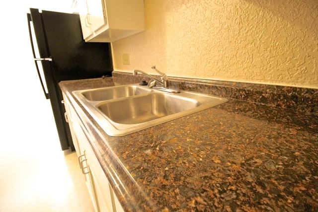 629 N 38th St - Photo 7 of 39