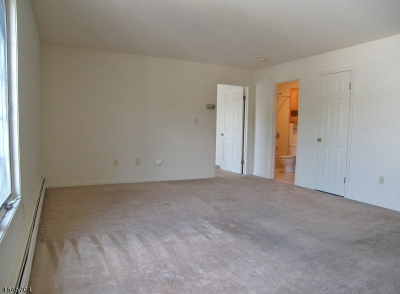 20 Chapel Hill Rd #20 - Photo 2 of 11