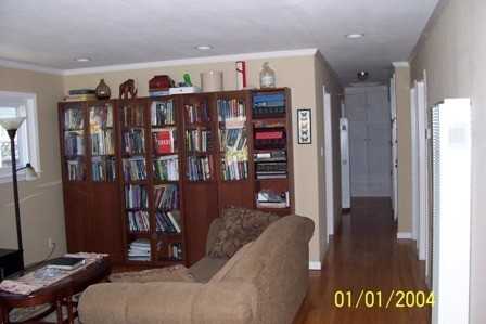 5268 Amelia Dr - Photo 2 of 5