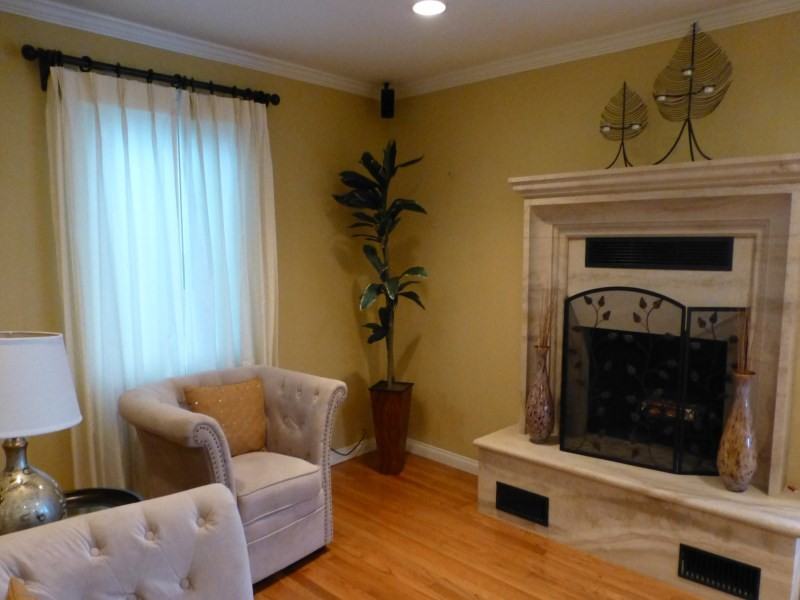 1151 N Meadows Ave - Photo 3 of 11