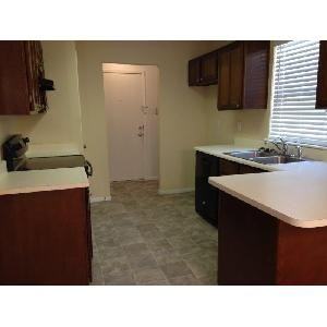 6637 N Park Dr - Photo 3 of 12