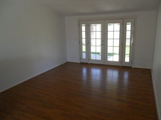 8988 Indiana Ave - Photo 2 of 5