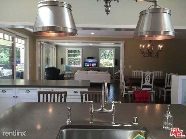 1430 Bonnell Dr - Photo 2 of 3