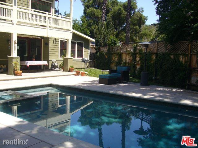 1430 Bonnell Dr - Photo 3 of 3
