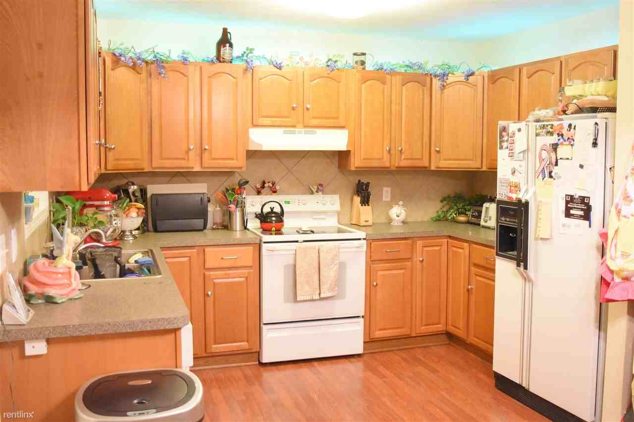 2461 Toby Rd - Photo 3 of 10