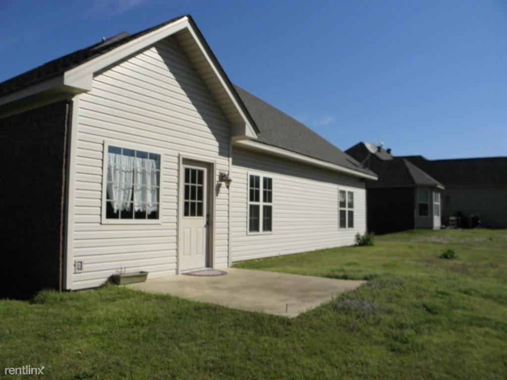 455 Eagle Rock Cir - Photo 3 of 16