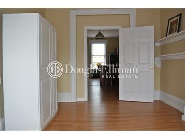 438 41st St #2ndFL - Photo 3 of 7