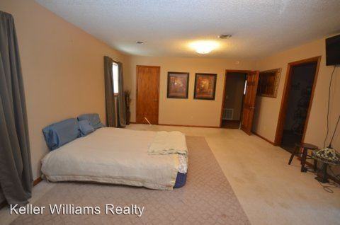 110 Meadowstone Dr - Photo 3 of 38