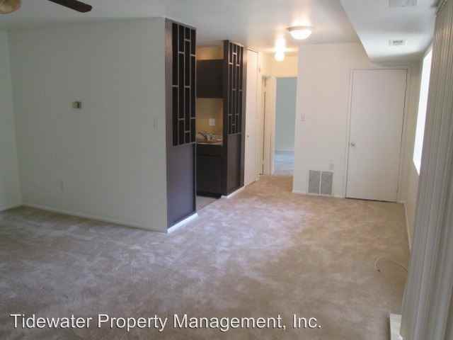 5402 85th Ave #204 - Photo 2 of 11
