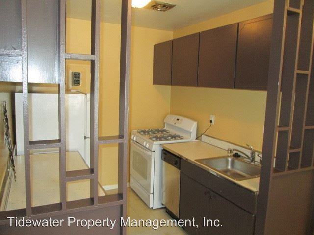 5402 85th Ave #204 - Photo 3 of 11