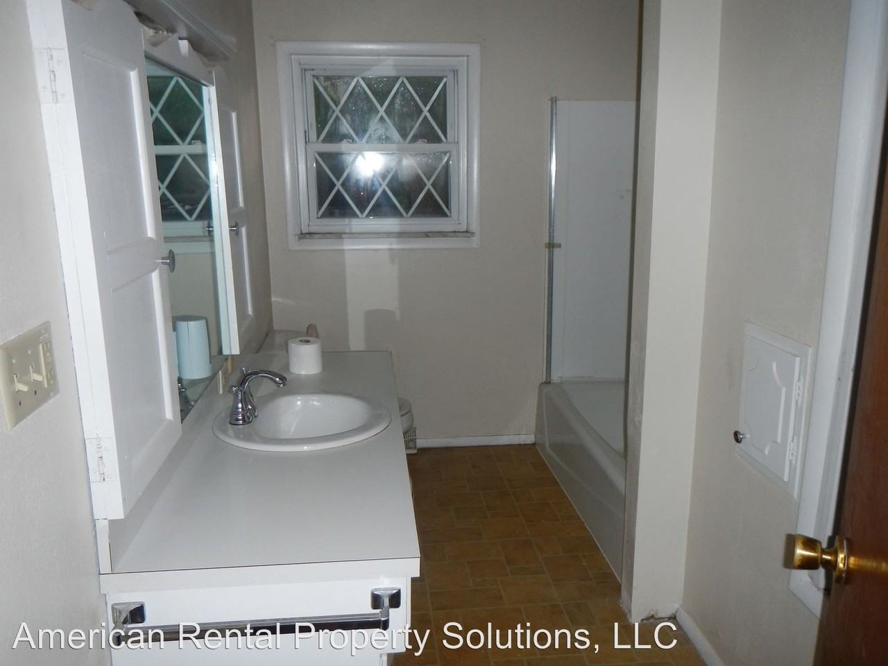 1637 Glenton Dr - Photo 3 of 8