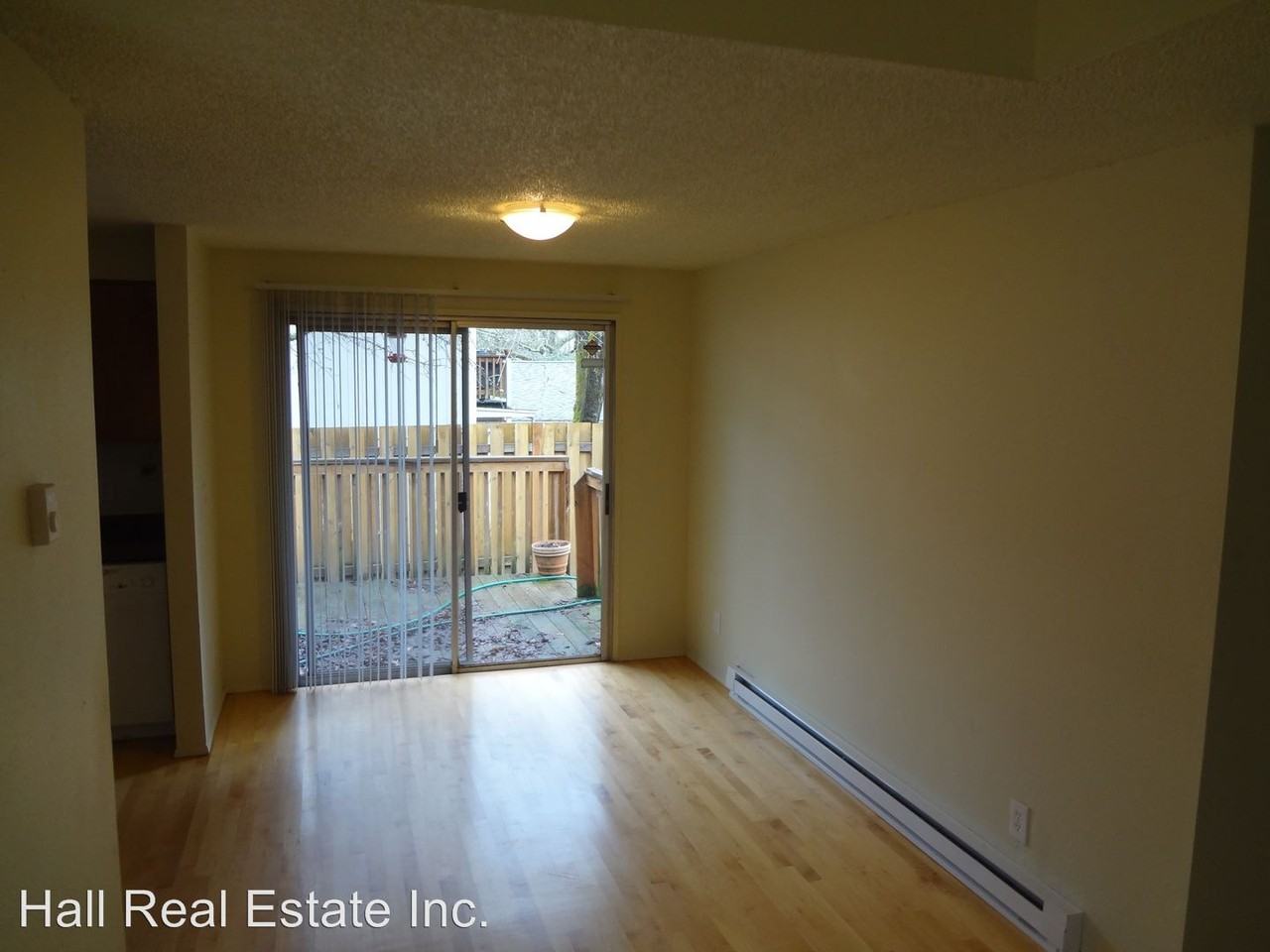 9102 SW 51st Ave - Photo 3 of 10