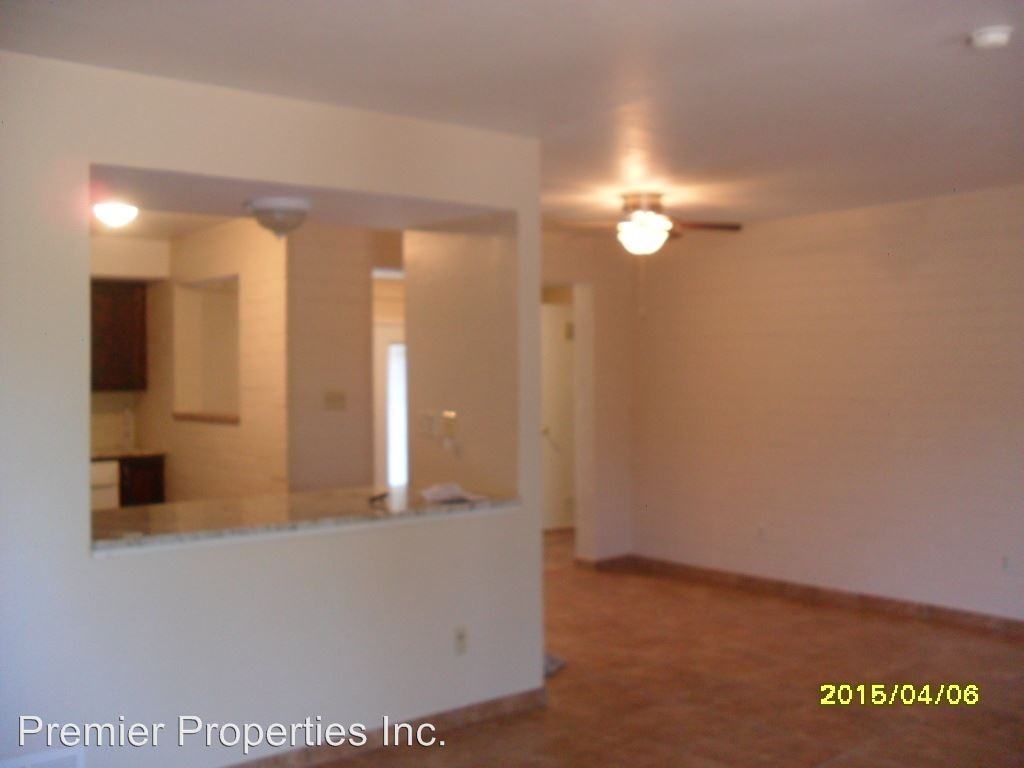 542 S Paseo Bolsillo - Photo 3 of 11