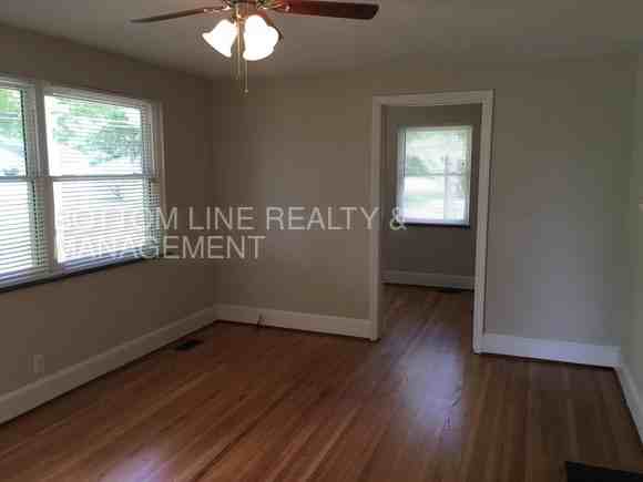 725 Tom Sadler Rd - Photo 3 of 16