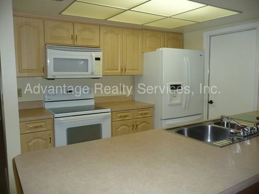 4034 Windtree Dr - Photo 2 of 14