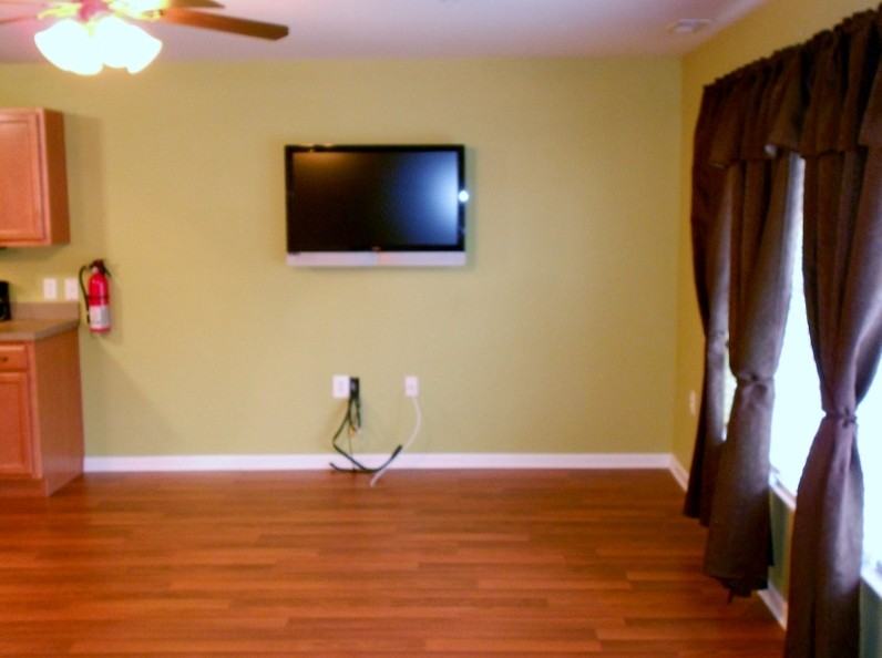 707 Sunflower Way - Photo 3 of 16