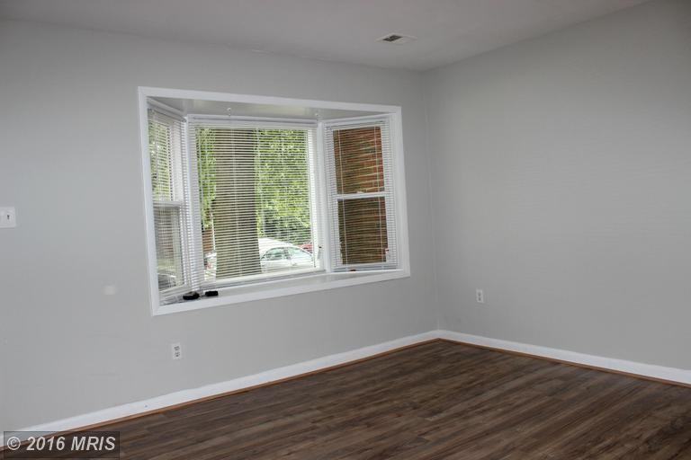 14836 Emberdale Dr - Photo 3 of 22