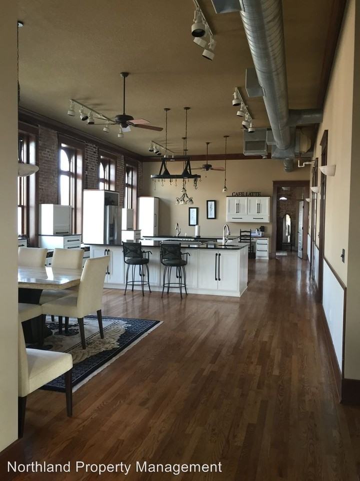 19 N Water St - Photo 2 of 9