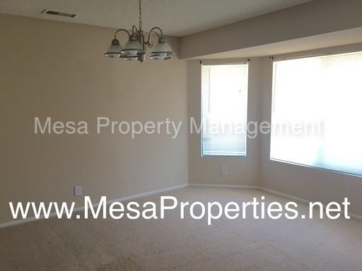 12566 Elmcroft Ln - Photo 2 of 10