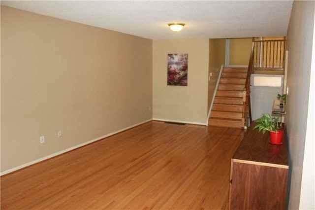 899 Thistle Down Circ - Photo 2 of 8