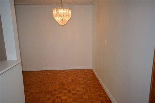 29 Ellesboro Dr - Photo 3 of 10