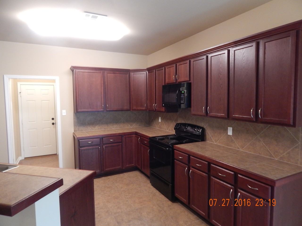 6732 Silver Springs Dr - Photo 3 of 13