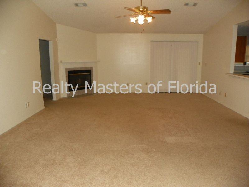 4631 Northpointe Cir - Photo 2 of 21