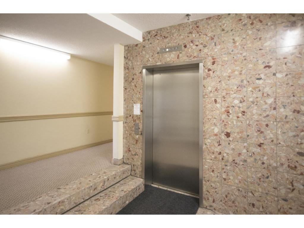 246 Bedford Highway - Photo 3 of 8