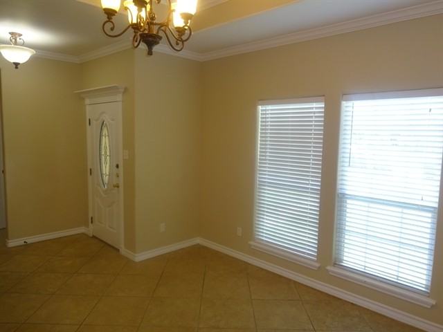 3622 Garnet Ct - Photo 2 of 10