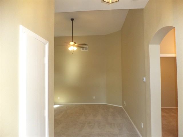 9904 Henna Ln - Photo 3 of 10