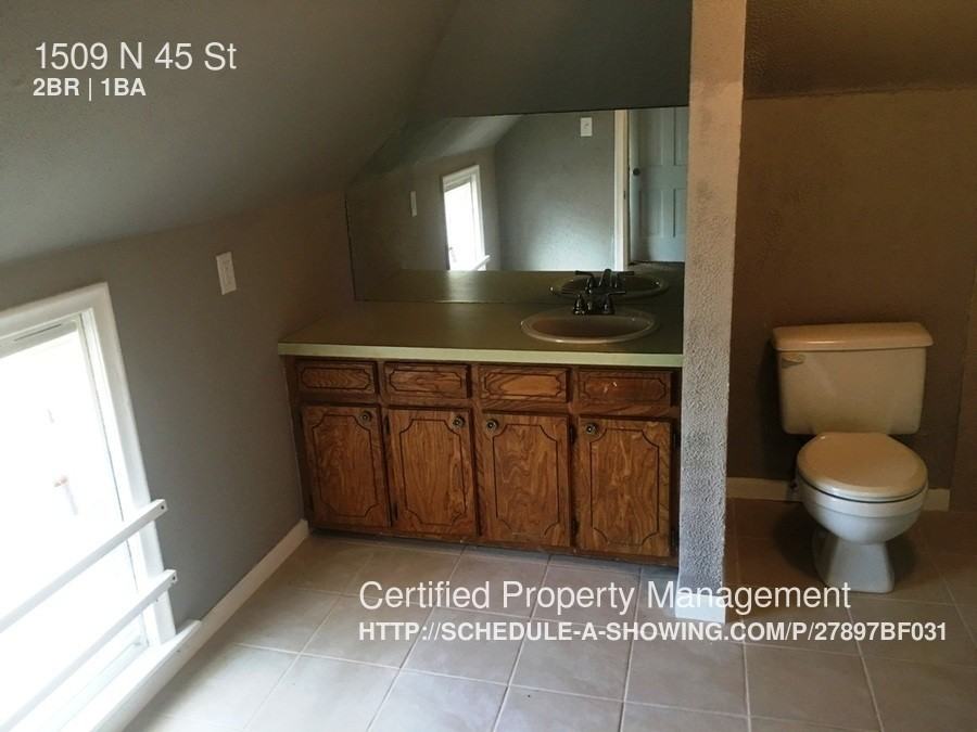 1509 N 45th St - Photo 3 of 16