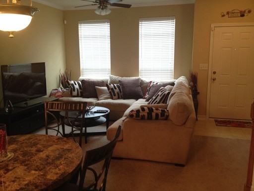 680 Claire Ln - Photo 2 of 18