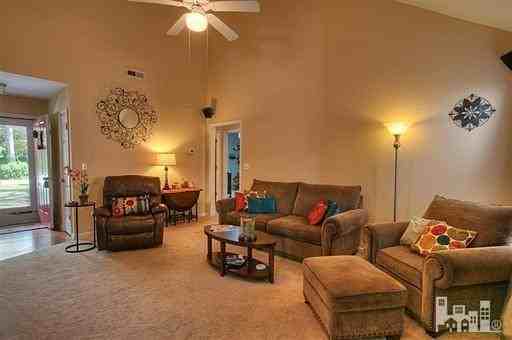 4100 Cape Landing Rd - Photo 3 of 19