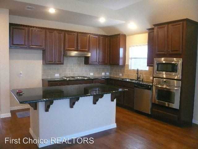 1061 Chickasaw Dr - Photo 2 of 8