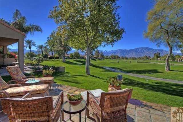 23 Oak Tree Dr - Photo 3 of 31