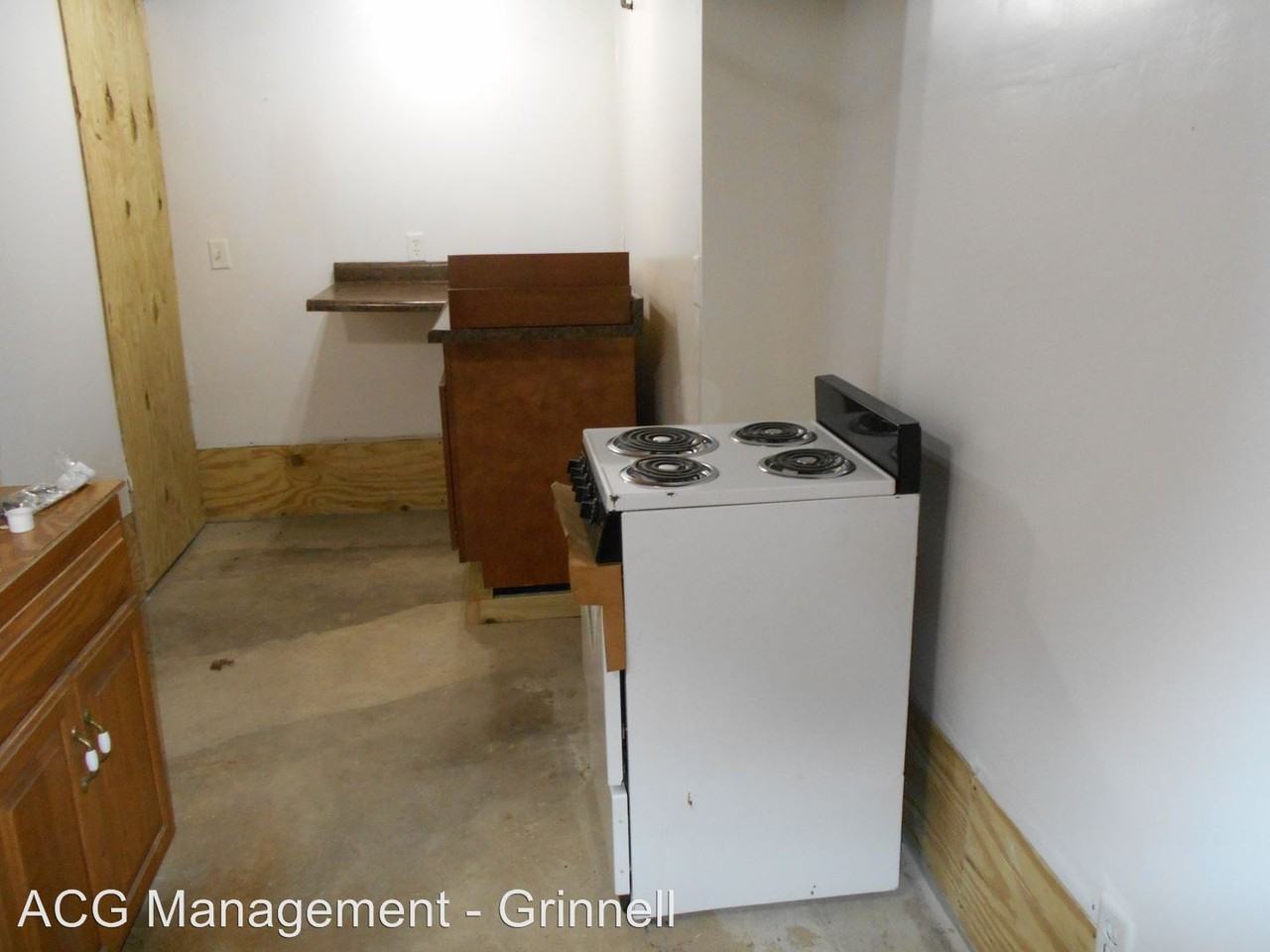 1222 6th Ave - Photo 3 of 5