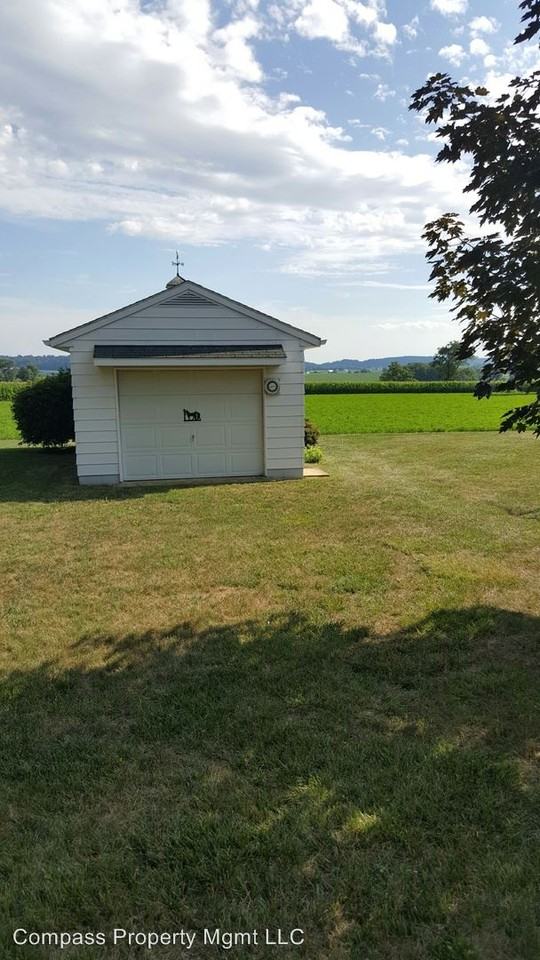 5742 Old Philadelphia Pike - Photo 3 of 10