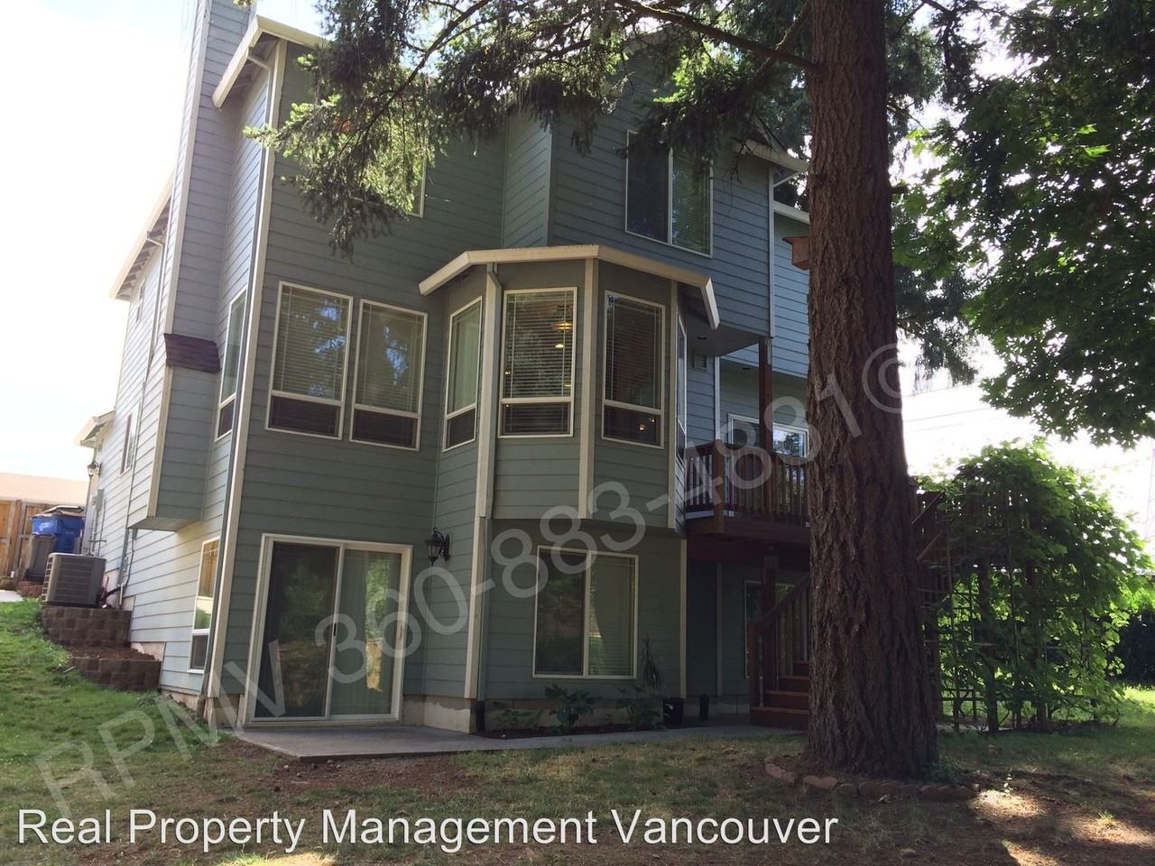 1804 NE 149th Ave - Photo 2 of 12