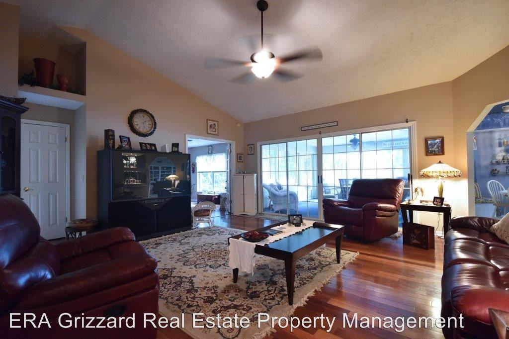 4136 Bair Ave - Photo 2 of 18