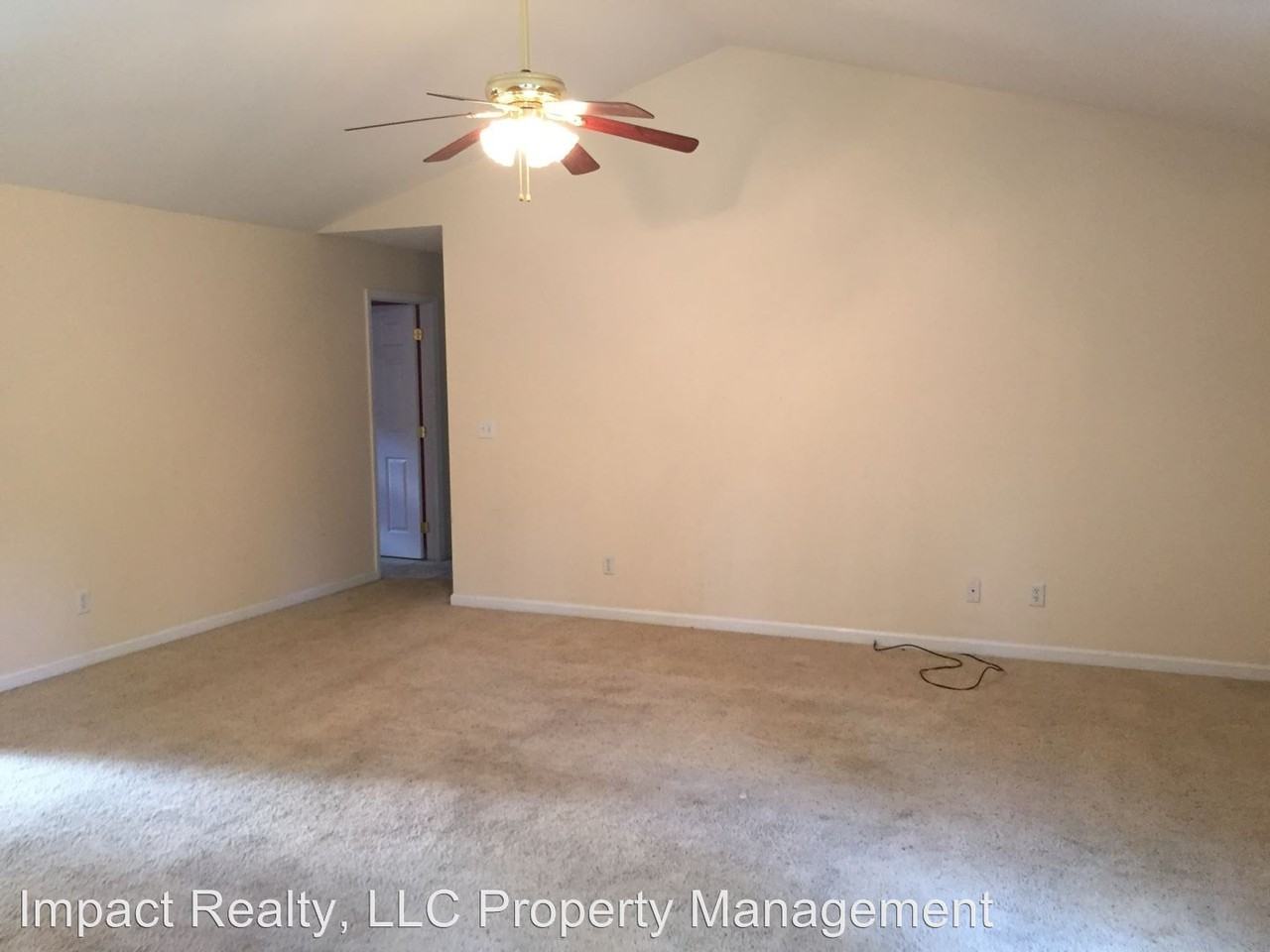 2823 Langdale St - Photo 3 of 6