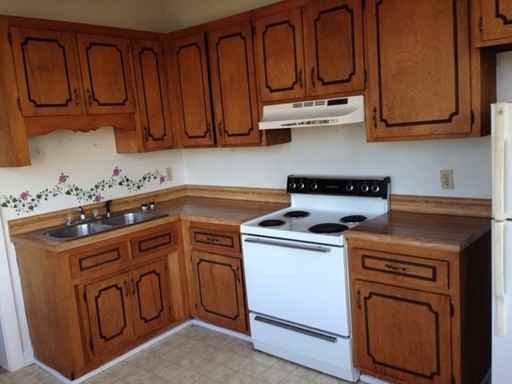 302 Gaffney Ferry Rd - Photo 3 of 8