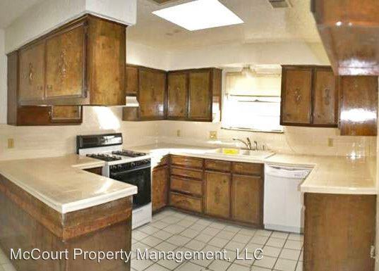 3522 Hyde Park Ave - Photo 2 of 9